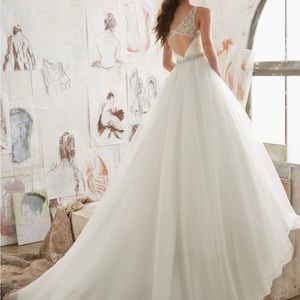 Mori Lee keyhole back Wedding Dres